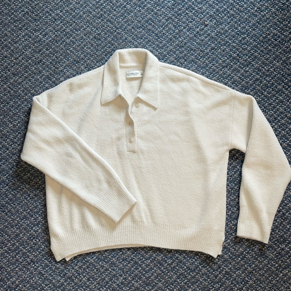 Abercrombie Soft AF sweater - Picture 1 of 2